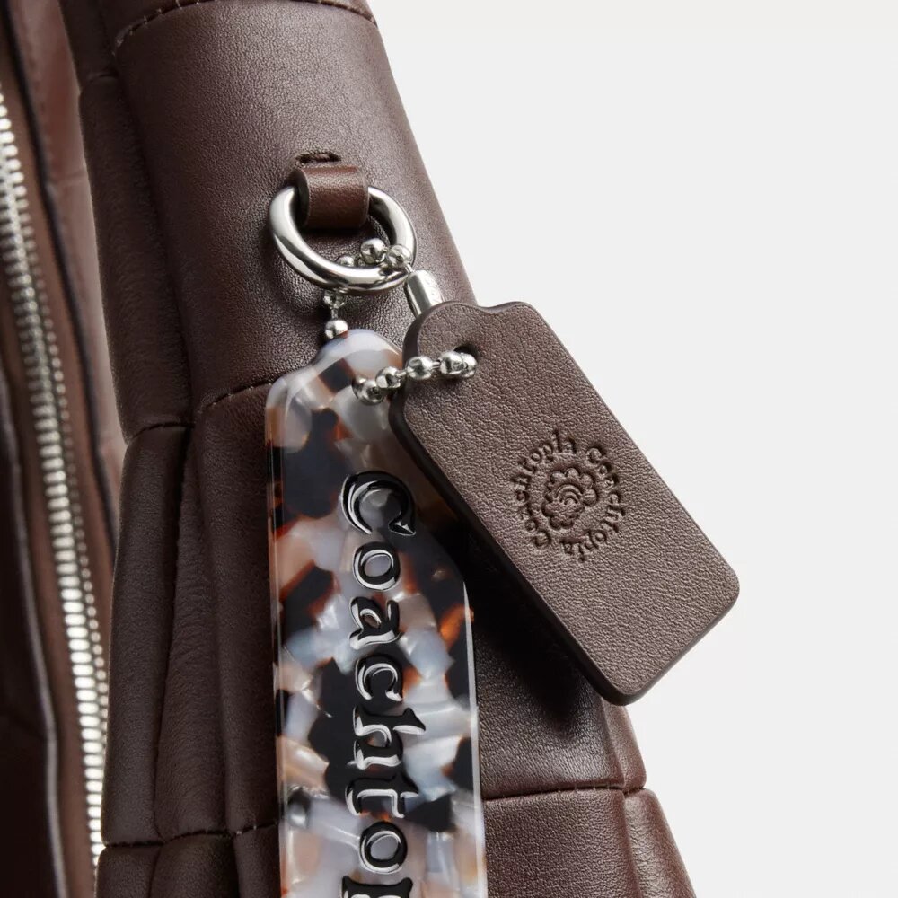 Alter/Ego Große Crescent-Schultertasche
