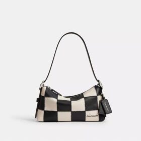 Alter/Ego Kleine, locker sitzende Schultertasche