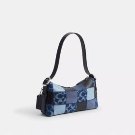 Alter/Ego Kleine, locker sitzende Schultertasche