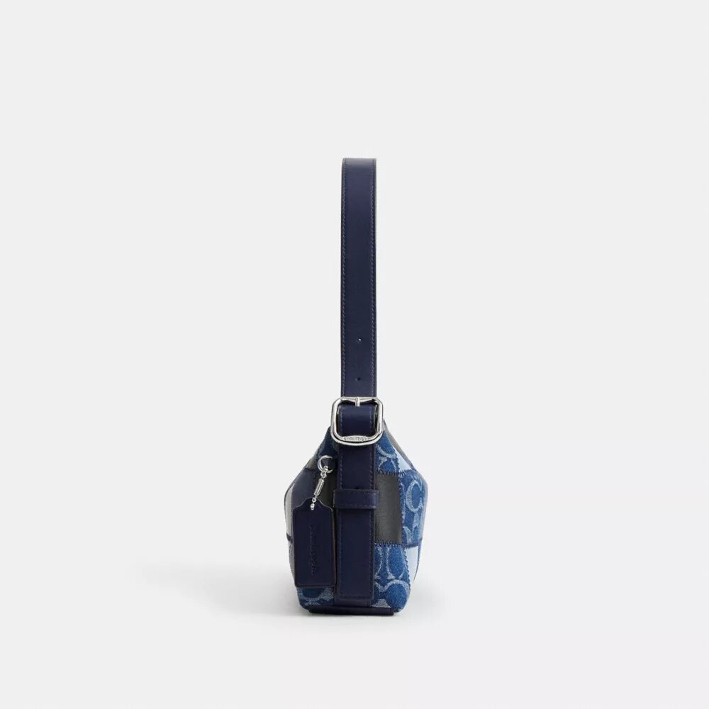 Alter/Ego Kleine, locker sitzende Schultertasche