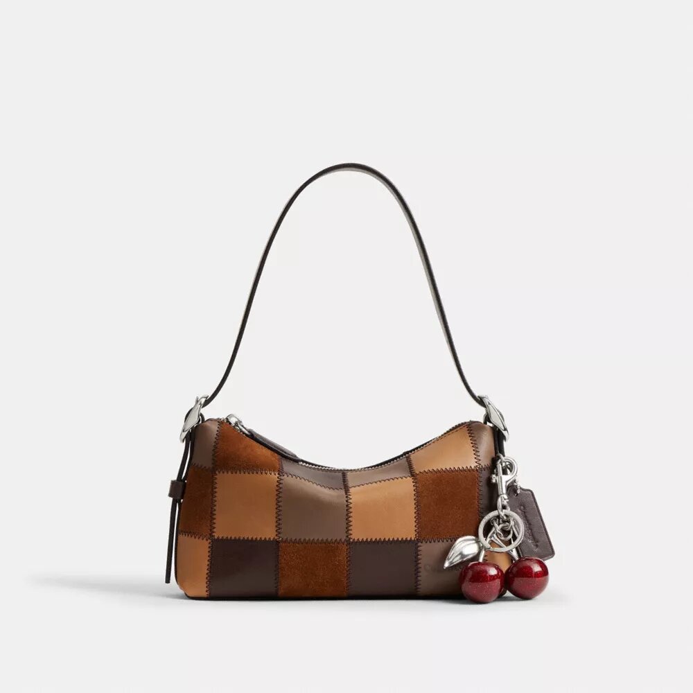 Alter/Ego Kleine, locker sitzende Schultertasche