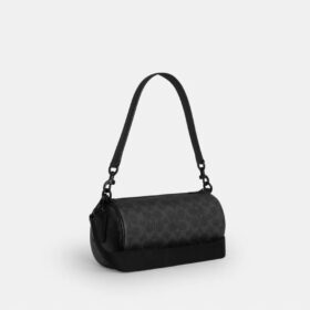 Andre Barrel Bag 24 aus Signature Canvas