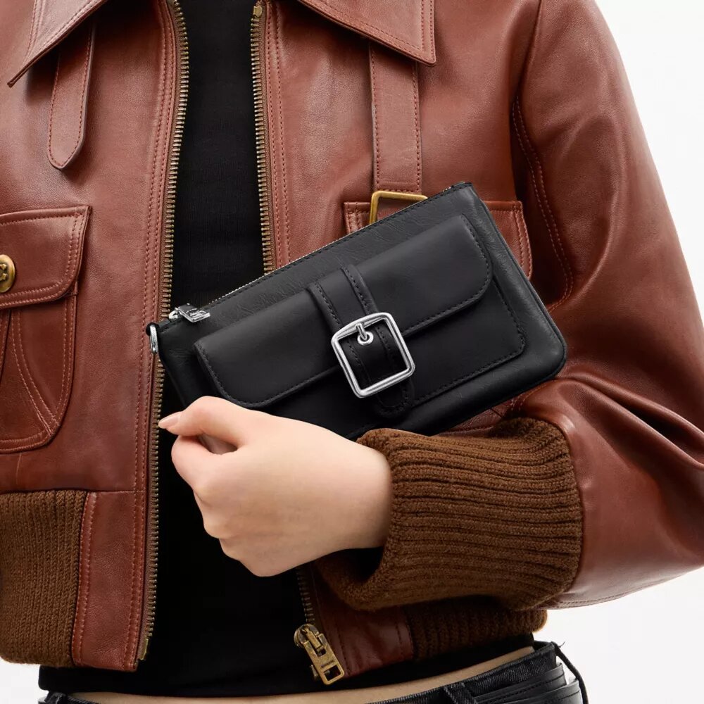 Ashton Handgelenktasche