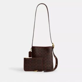 Bleecker Bucket Bag 21 aus Signature Canvas
