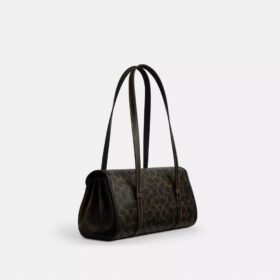 Bridget-Schultertasche mit Klappe aus „Loved Signature Canvas“ mit Anhängern