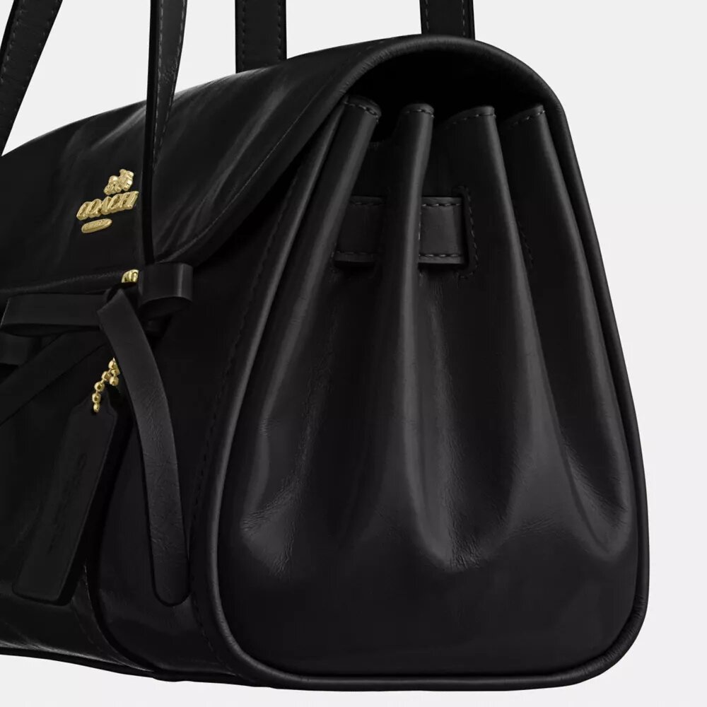 Bridget-Schultertasche mit Klappe und Schleifen