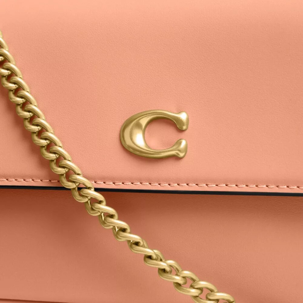 Brooke-Kettenhandtasche mit Klappe