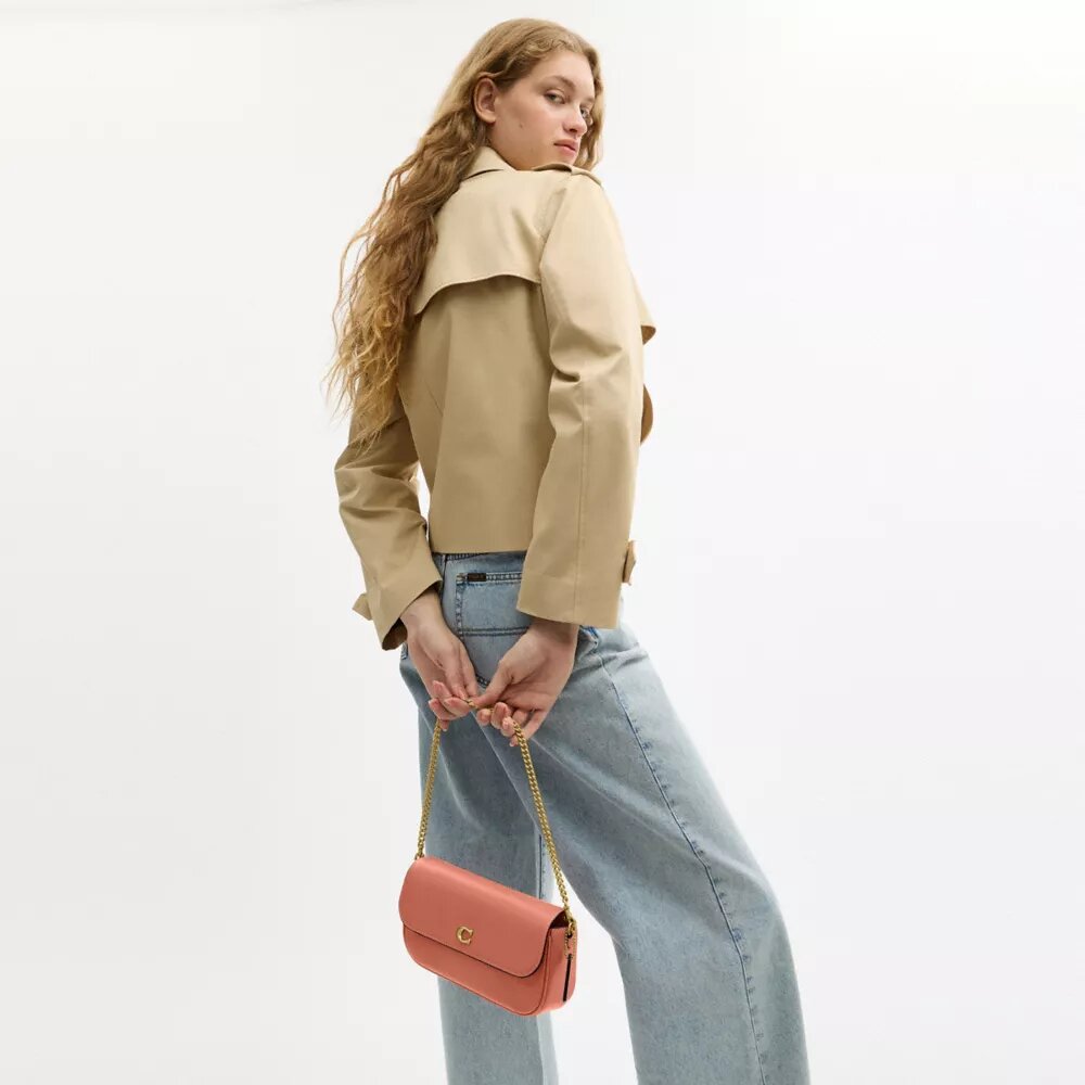 Brooke-Kettenhandtasche mit Klappe