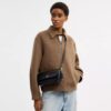 Brooke-Kettenhandtasche mit Klappe