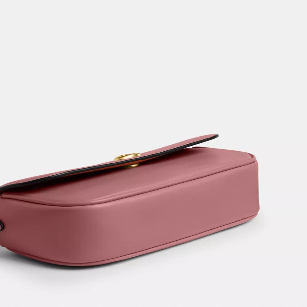 Brooke-Kettenhandtasche mit Klappe