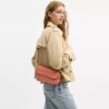 Brooke-Kettenhandtasche mit Klappe