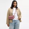 Brooke-Kettenhandtasche mit Klappe