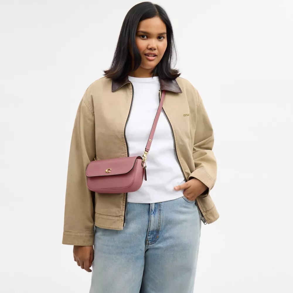 Brooke-Kettenhandtasche mit Klappe
