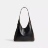 Brooklyn-Schultertasche 28 aus „Loved“-Leder