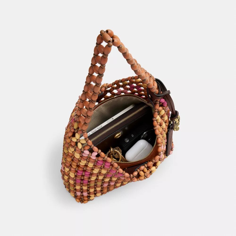 Brooklyn-Schultertasche 28 mit Holzperlen