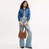 Brooklyn-Schultertasche 28 mit Holzperlen
