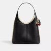 Brooklyn-Schultertasche 39 aus Lammfell