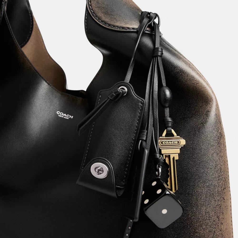 Brooklyn-Schultertasche 39 aus „Loved Leather“
