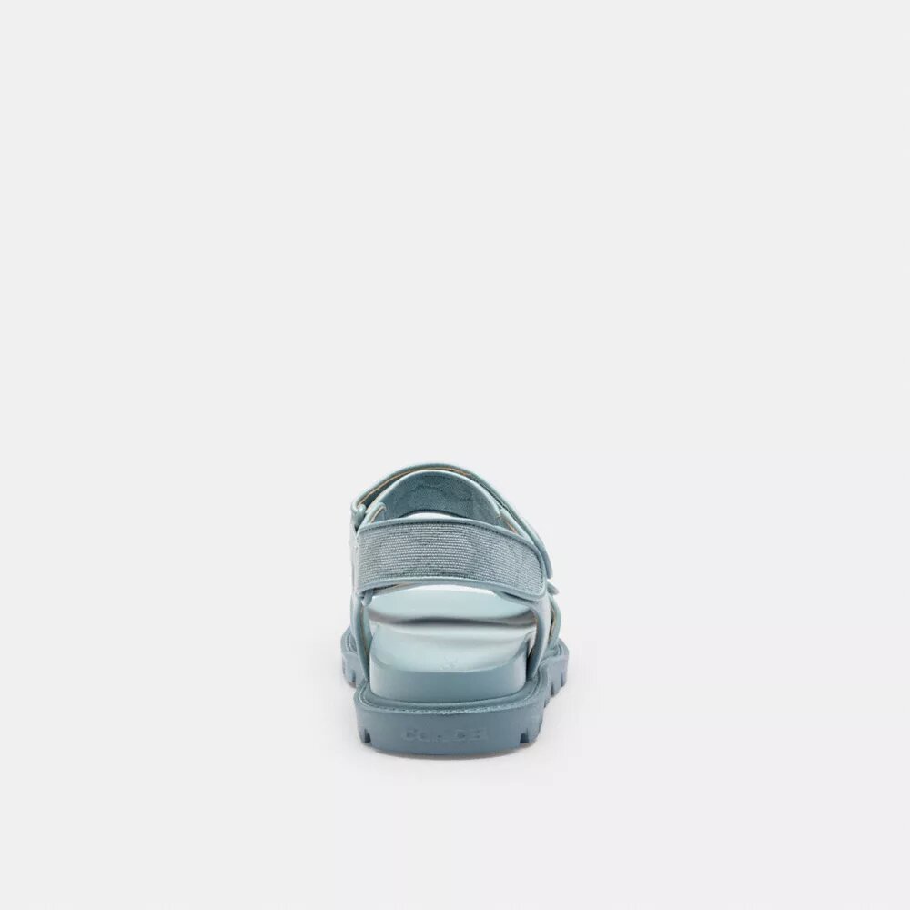 Brynn-Sandalen aus Signature Canvas