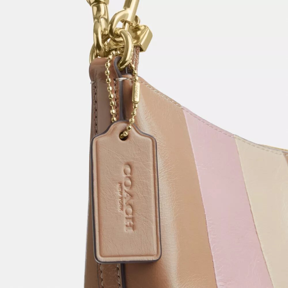 Caitlin-Schultertasche mit gestreiftem Patchwork