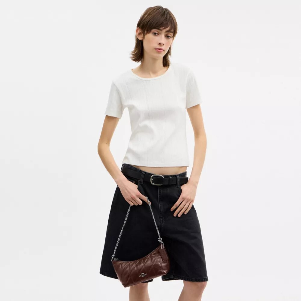 Caitlin-Schultertasche mit Steppung