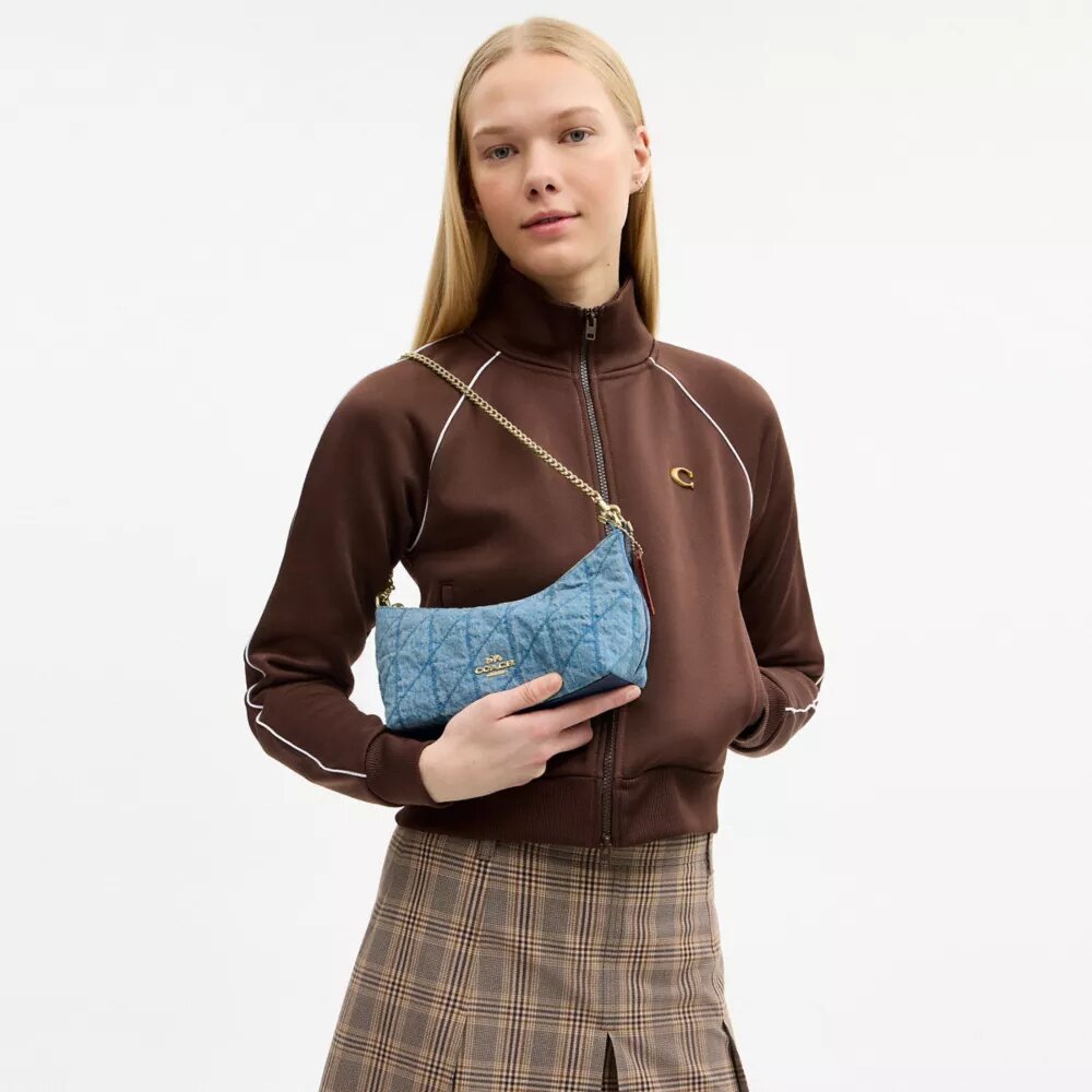 Caitlin-Schultertasche mit Steppung