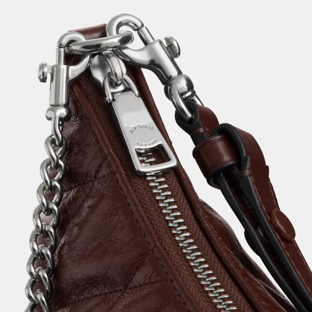 Caitlin-Schultertasche mit Steppung