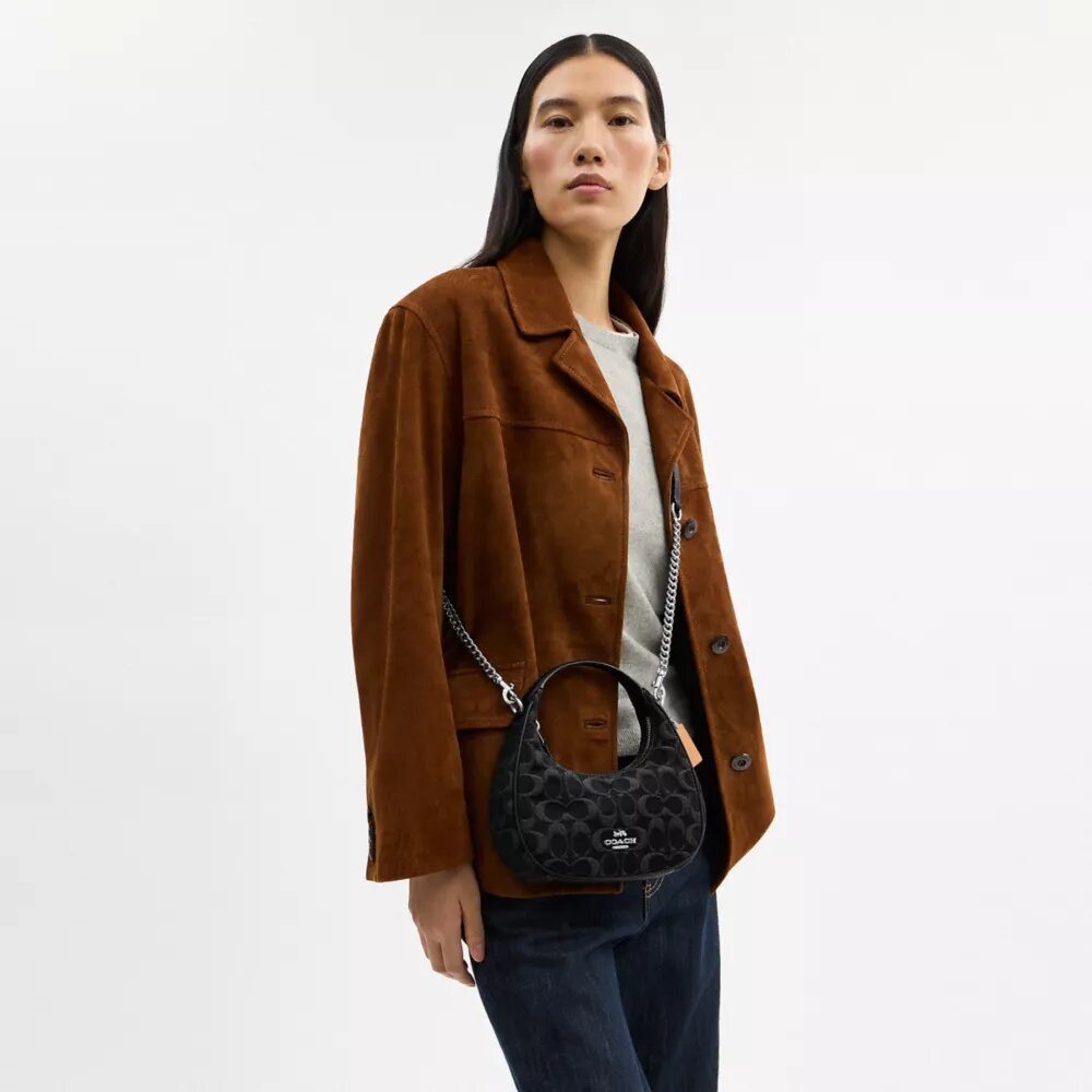 Carmen Minitasche im charakteristischen Denim-Look