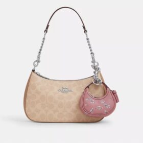 Carmen-Taschenanhänger mit Sternenprint