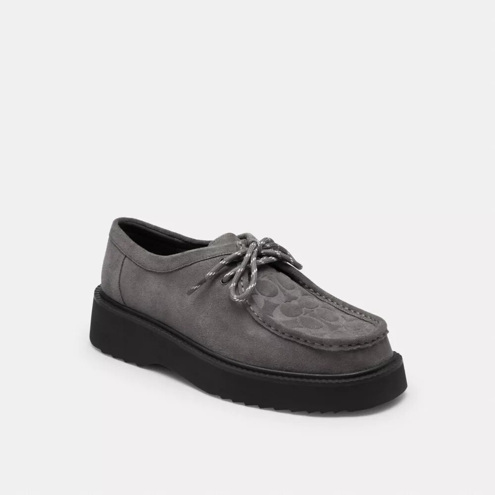 Chukka-Boots aus charakteristischem Wildleder