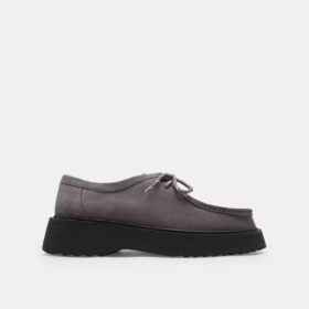 Chukka-Boots aus charakteristischem Wildleder