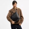 City-Tote-Bag aus Signature Canvas