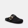 Clogs mit Schnalle