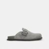 Clogs mit Schnalle
