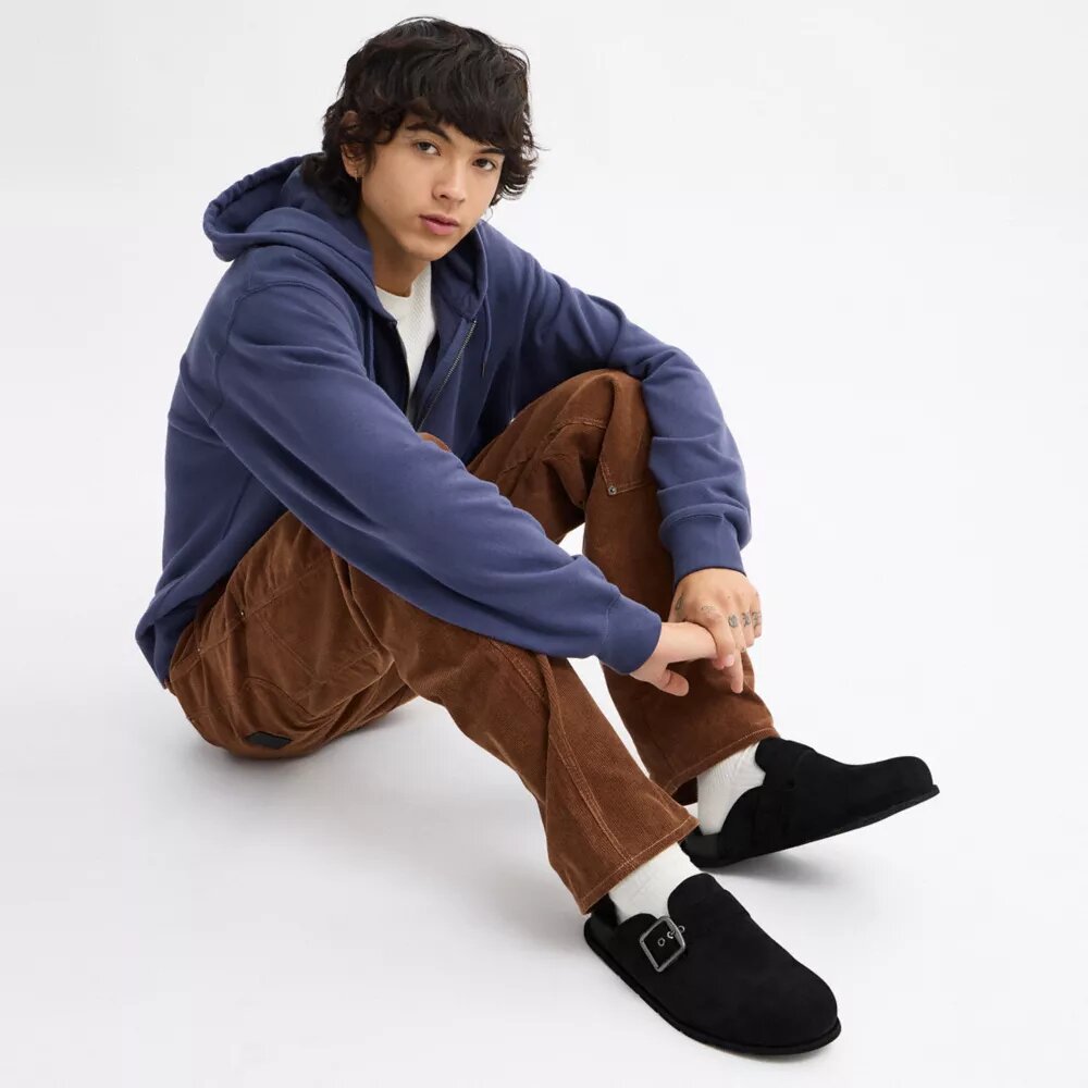 Clogs mit Schnalle
