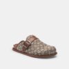 Clogs mit Schnalle aus unserem charakteristischen Jacquard