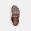 Clogs mit Schnalle aus unserem charakteristischen Jacquard