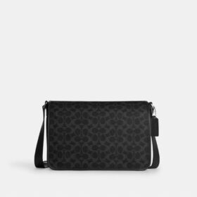 Colby Messenger-Tasche 32 aus Signature Canvas