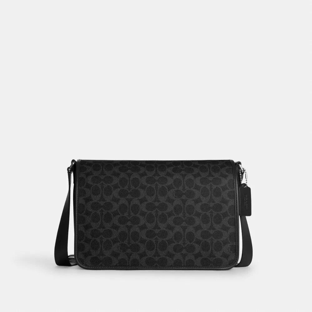 Colby Messenger-Tasche 32 aus Signature Canvas