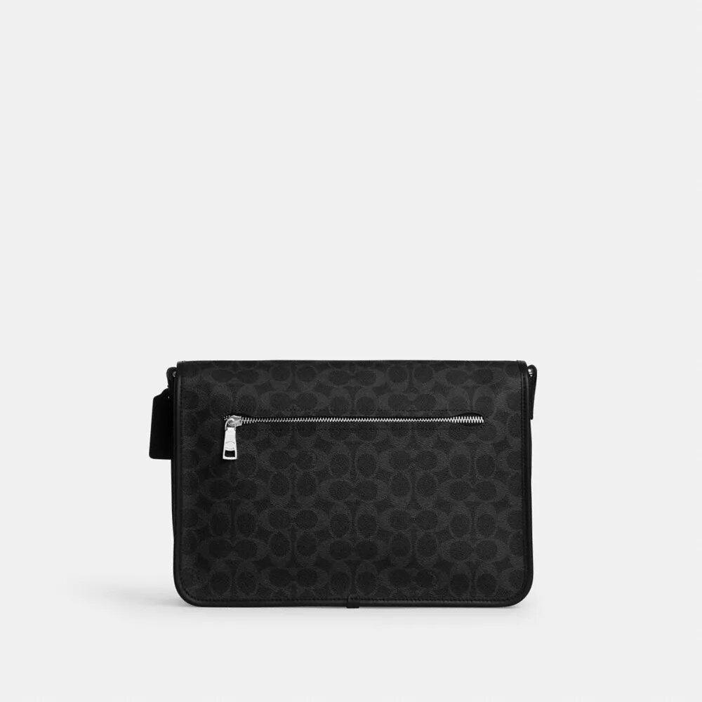 Colby Messenger-Tasche 32 aus Signature Canvas