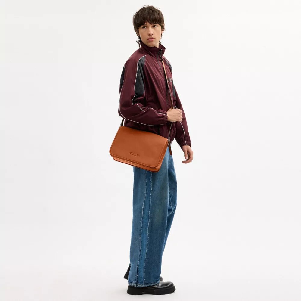 Colby-Messengertasche 32