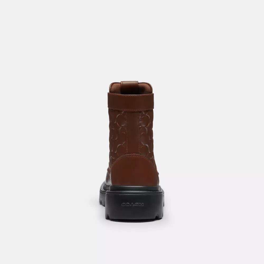 Combat-Boots aus charakteristischem Leder