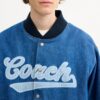 Denim-Varsity-Jacke aus Bio-Baumwolle