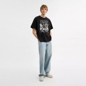 „Dinosaur City“ Relaxed-T-Shirt aus Bio-Baumwolle