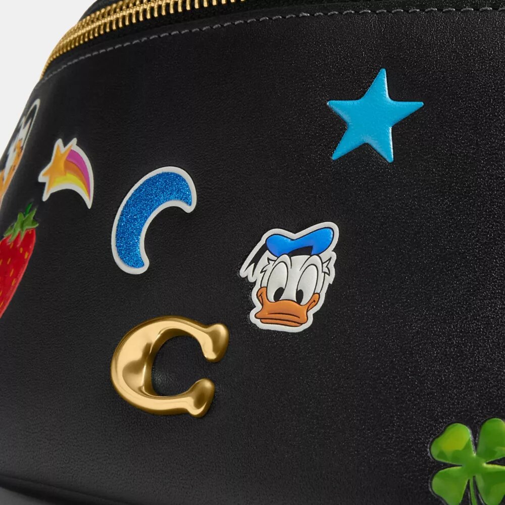 Disney X Coach Charter Gürteltasche 7 mit Aufkleber-Print