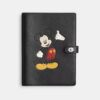 Disney X Coach Notizbuch aus regenerativem Leder mit Mickey Mouse