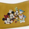 Disney X Coach Swinger-Tasche aus regenerativem Leder mit Mickey Mouse und Freunden