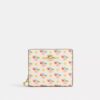 Druckknopf-Geldbörse mit Blumenprint und Anhänger