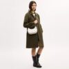 Emily-Schultertasche aus Signature Canvas