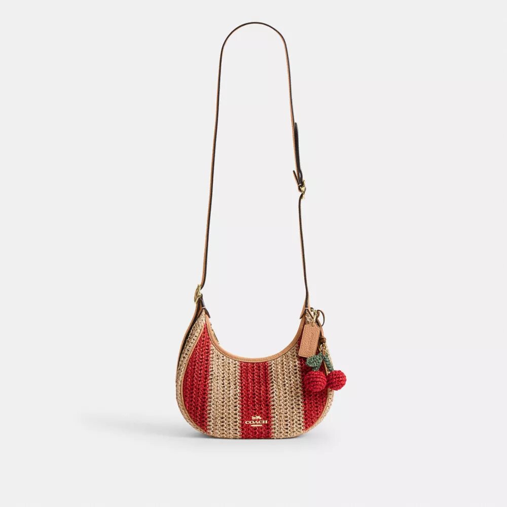 Emily-Schultertasche mit Anhänger